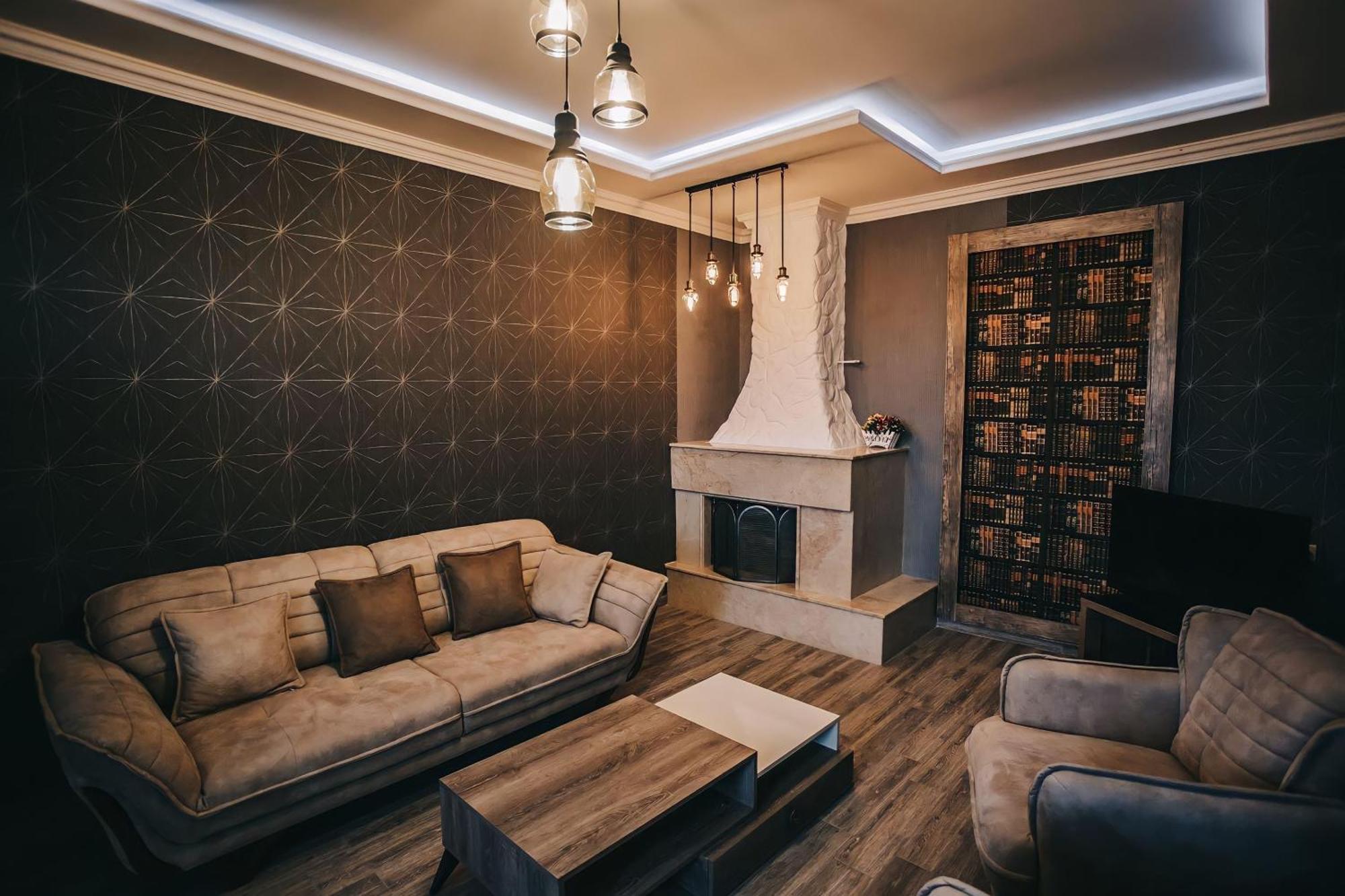 7 Rooms Hotel Tserovani ภายนอก รูปภาพ