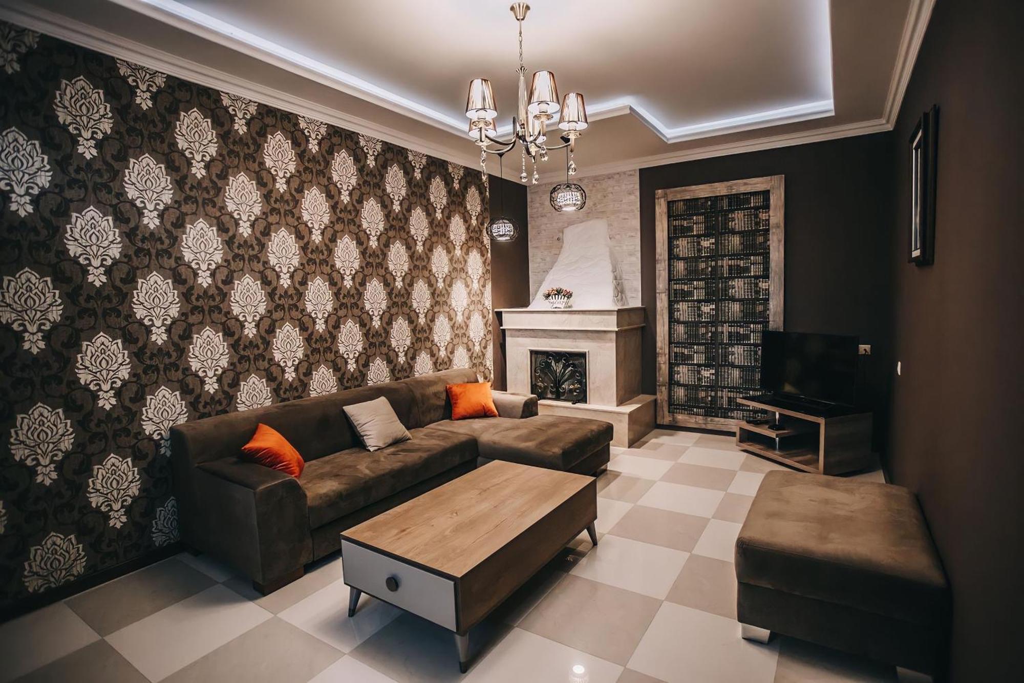 7 Rooms Hotel Tserovani ภายนอก รูปภาพ