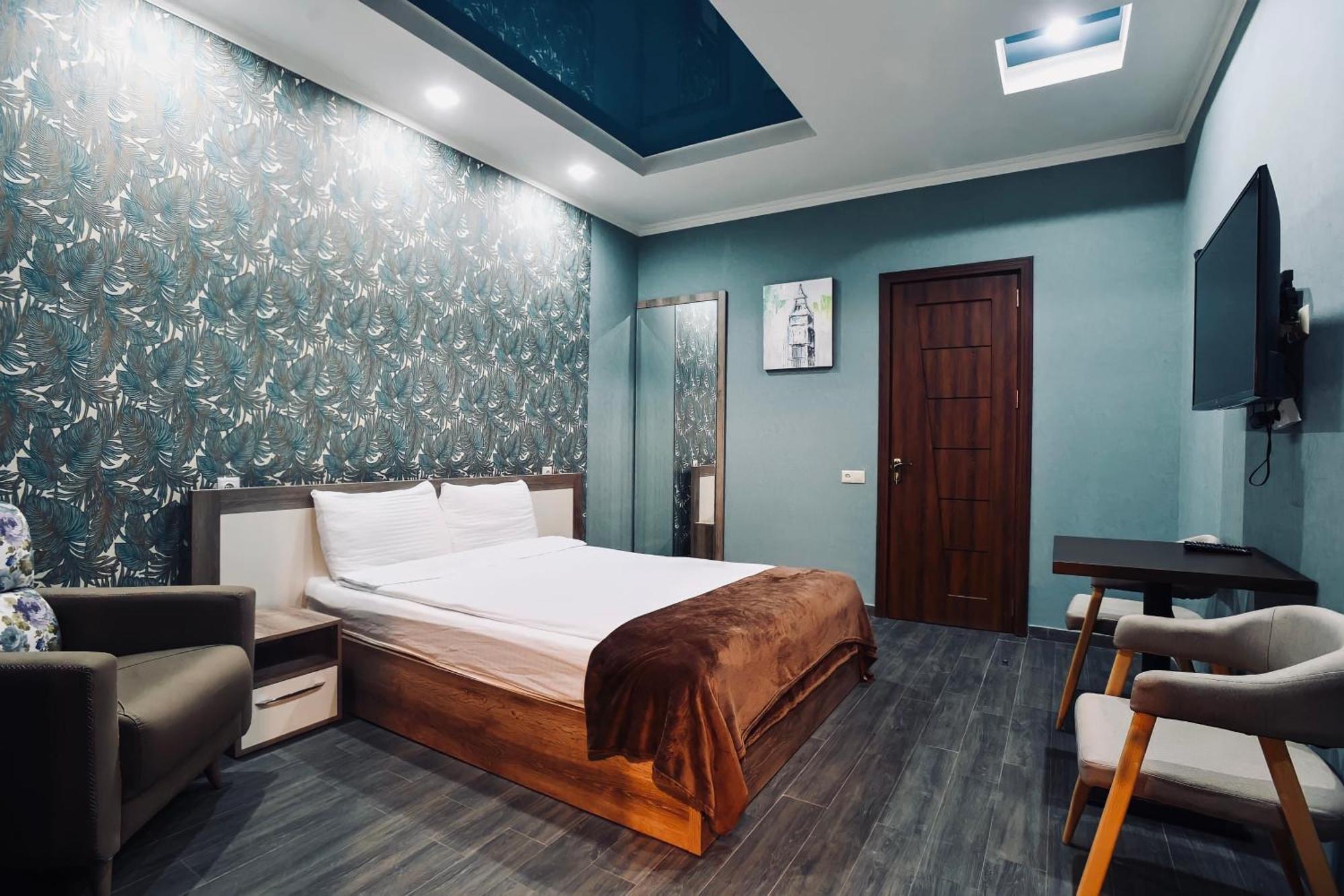 7 Rooms Hotel Tserovani ภายนอก รูปภาพ